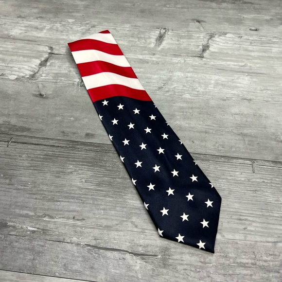 Bergamo American Flag Pattern Tie - Picture 1 of 5